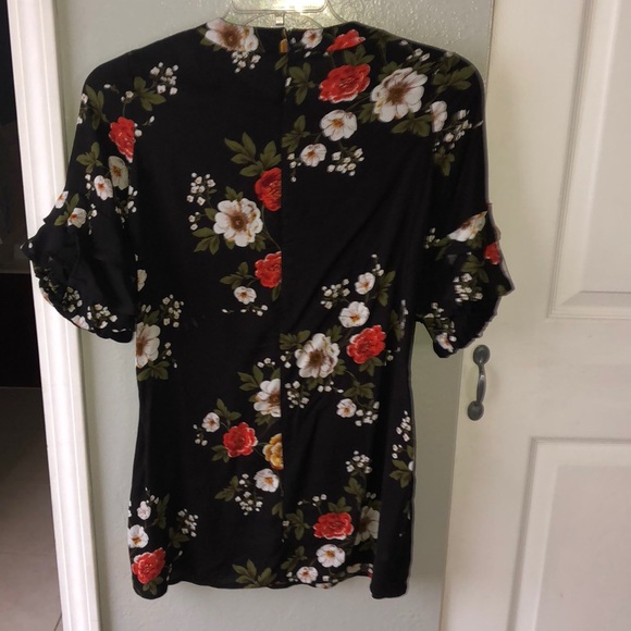 Boohoo Petite Floral Dress - Picture 3 of 4